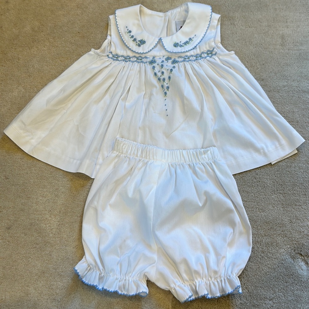Baby girl top and bloomers size 12mo